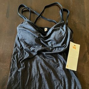 Lucy Women’s Singlet BNWT Size XS charcoal gray and black